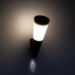 ЭРА Светильник уличный ЭРА ERAFS012-09 на солнечной батарее настенный Факел 1 LED Б0057596 - фото 106951