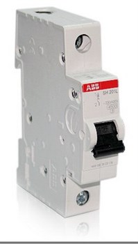 Автоmaтический выключатель ABB 1 полюсный SH201L C10А хар С 4,5кА 2CDS241001R0104 - фото 48796