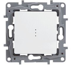Legrand Etika белый переключатель с подсветкой, 10А, авт. клем 672215 - фото 61620