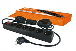 TDM Сетевой фильтр СФ-06В выключатель, 6 гнезд 1,5метра, с заземлением, ПВС  3х1мм2 16А/250В черный SQ1304-0011