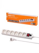 TDM Сетевой фильтр СФ-06В выключатель, 6 гнезд, 3 метра, с/з, ПВС 3х0,75мм2 10А/250В белый SQ1304-0020