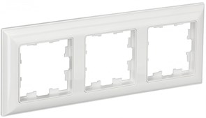 IEK Brite Decor белый 3D-форма рамка 3 места BR-M32-12-K01 IEK Brite Decor белый 3D-форма рамка 3 места BR-M32-12-K01