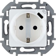 Legrand Inspiria белый розетка 2К+З немецкий стандарт 16А 250В со встроенным зарядным устройством USB C 1.5А 5В 673770 Legrand Inspiria белый розетка 2К+З немецкий стандарт 16А 250В со встроенным зарядным устройством USB C 1.5А 5В 673770