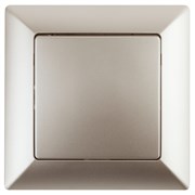 Intro Переключатель Solo 4-108-04 одноклавишный промежуточный, 10А-250В, IP20, СУ, шампань Б0053620 Intro Переключатель Solo 4-108-04 одноклавишный промежуточный, 10А-250В, IP20, СУ, шампань Б0053620